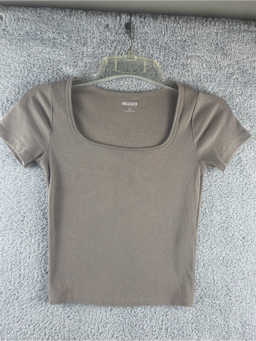 Hollister Women's Square Neck Ribbed Tee — Brown